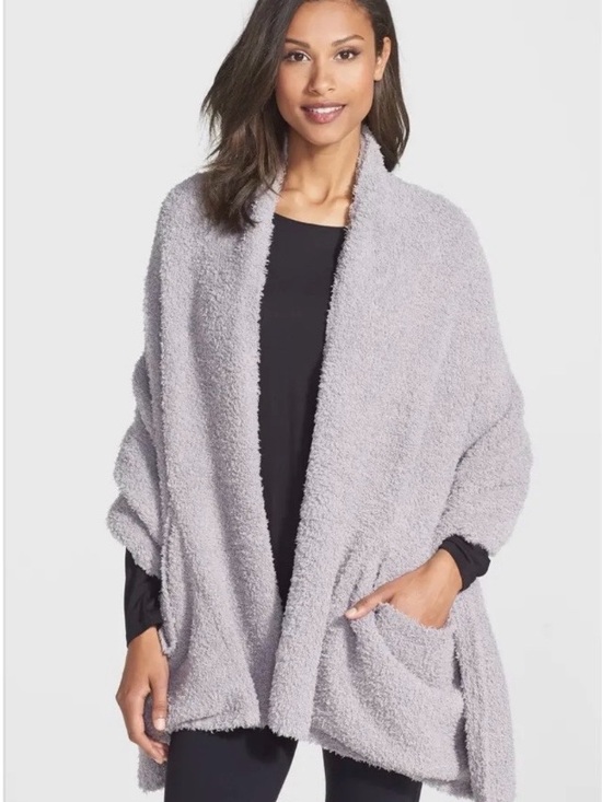 Barefoot Dreams Sweaters - Barefoot Dreams cozychic travel shawl NWT